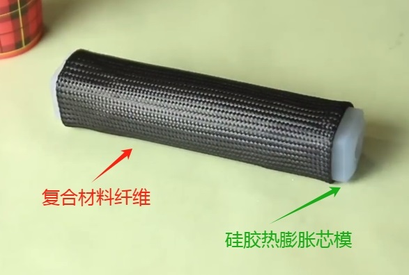 定制化時代如何選擇碳纖維復合材料成型工藝中用的硅橡膠？